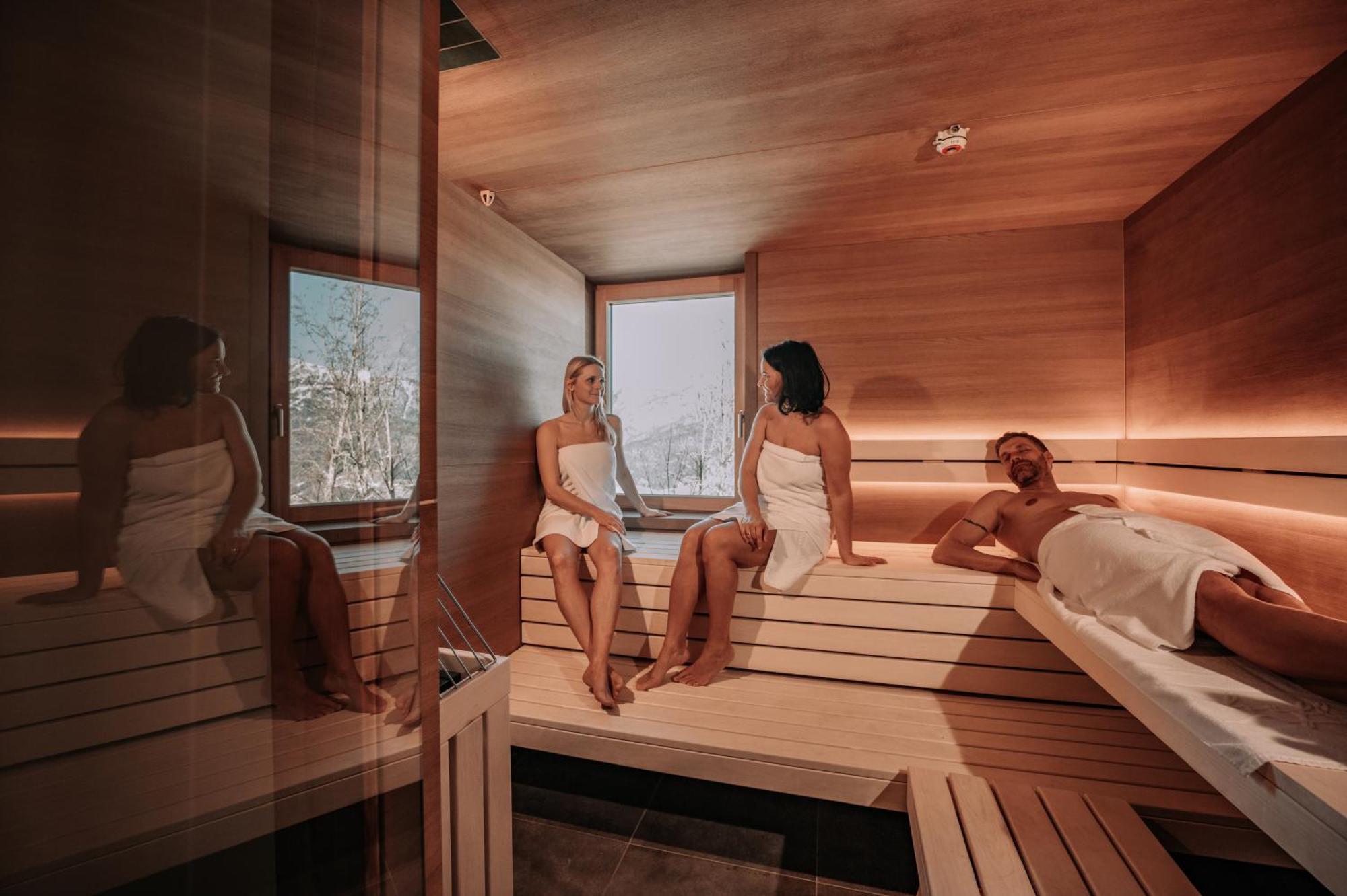 Hoeflehner Premium Gumpen Lodge Хаус-им-Энншталь Экстерьер фото