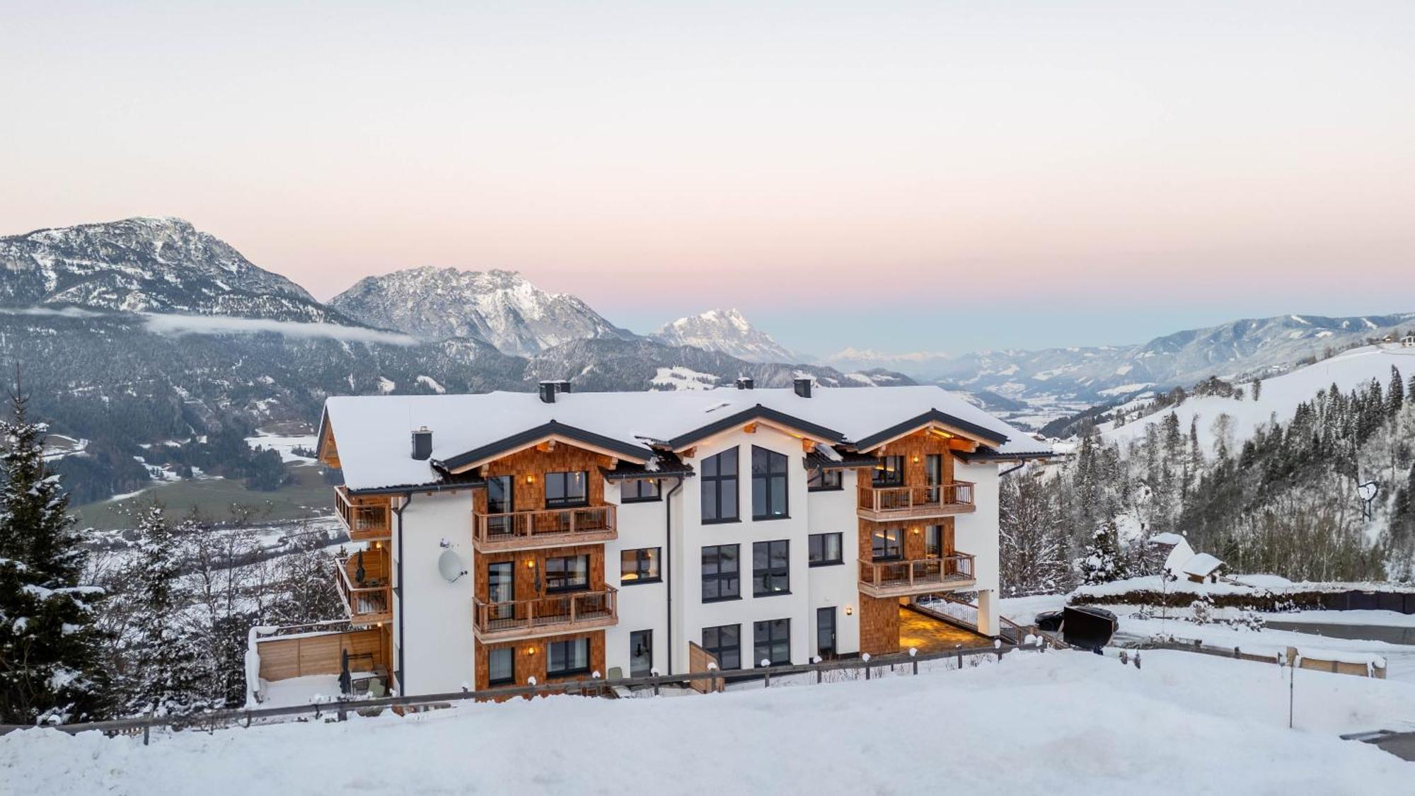 Hoeflehner Premium Gumpen Lodge Хаус-им-Энншталь Экстерьер фото